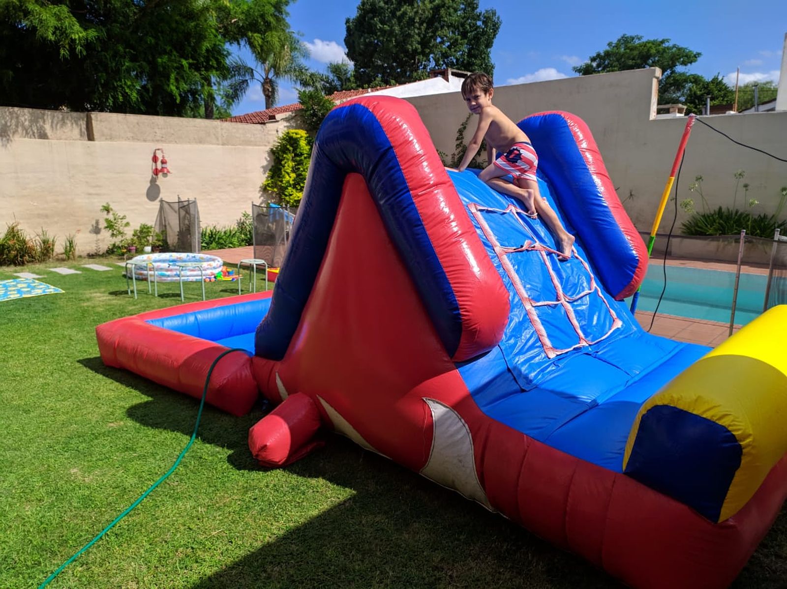 Mini Tobogán con Pelotero — alquiler en Córdoba