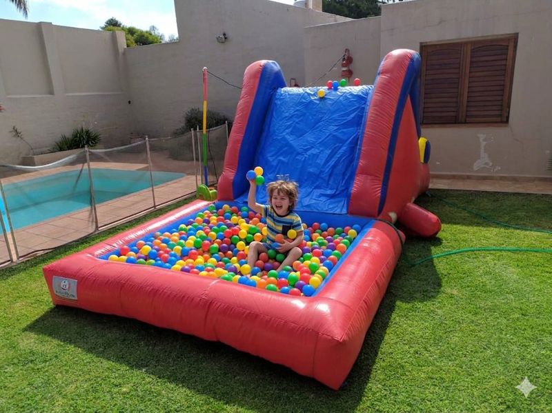 Mini Tobogán con Pelotero — alquiler en Córdoba