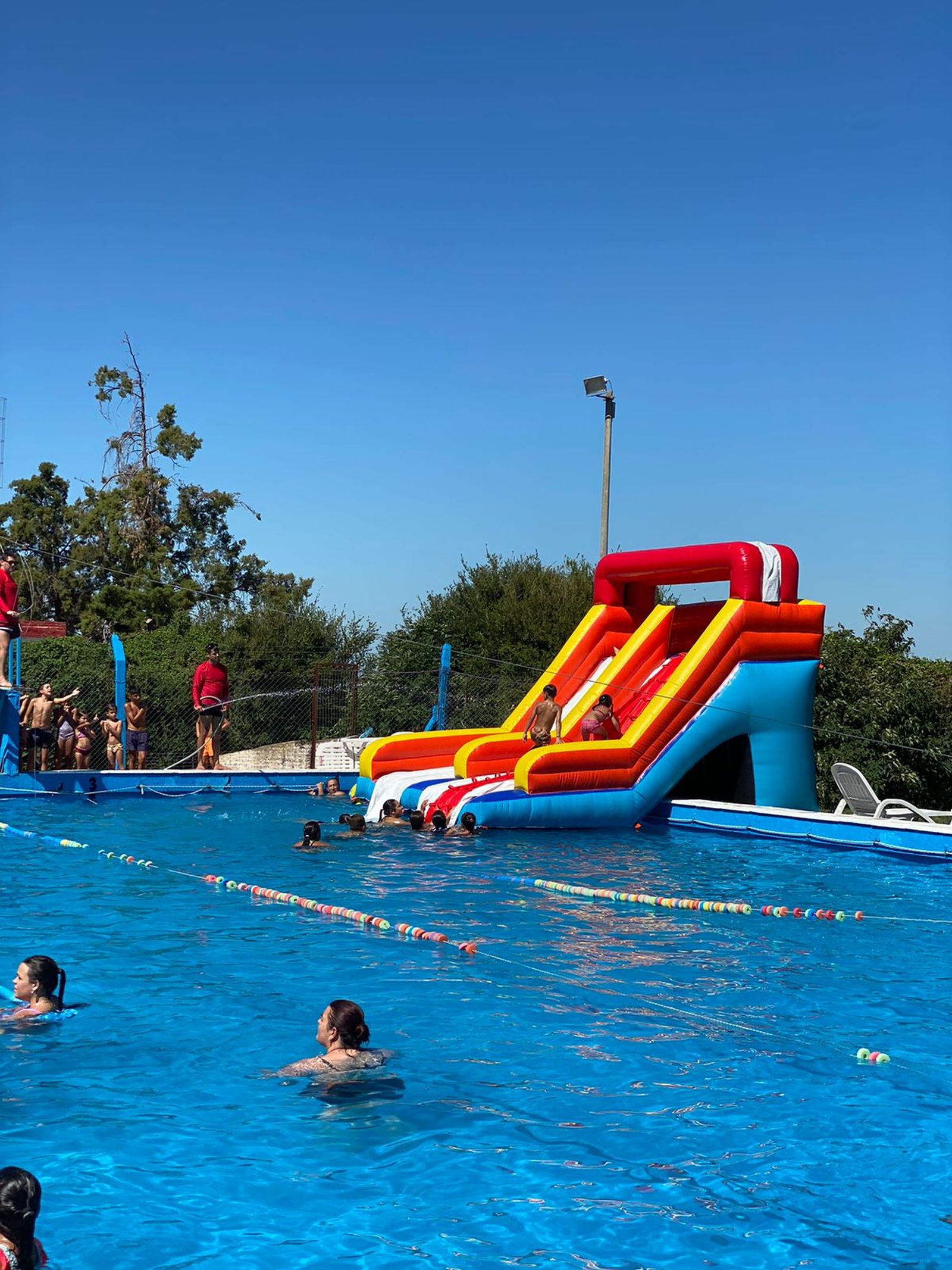 Tobogán Pileta XL — alquiler en Córdoba